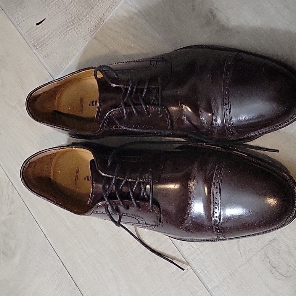 Johnston & Murphy Dress shoes